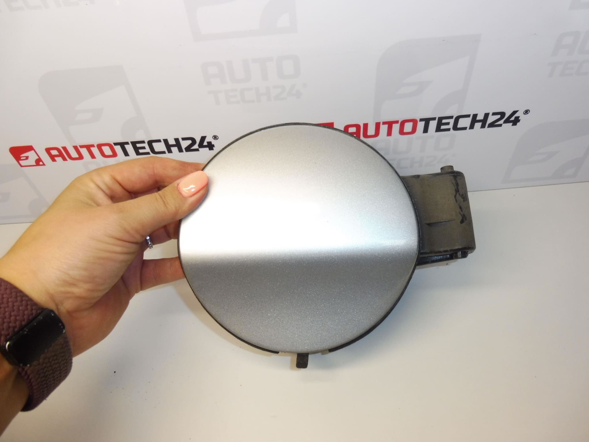 Korek zbiornika Citroën C4 B7 EZRC 9687310880 1517J1 1518F9 - obrazek 2