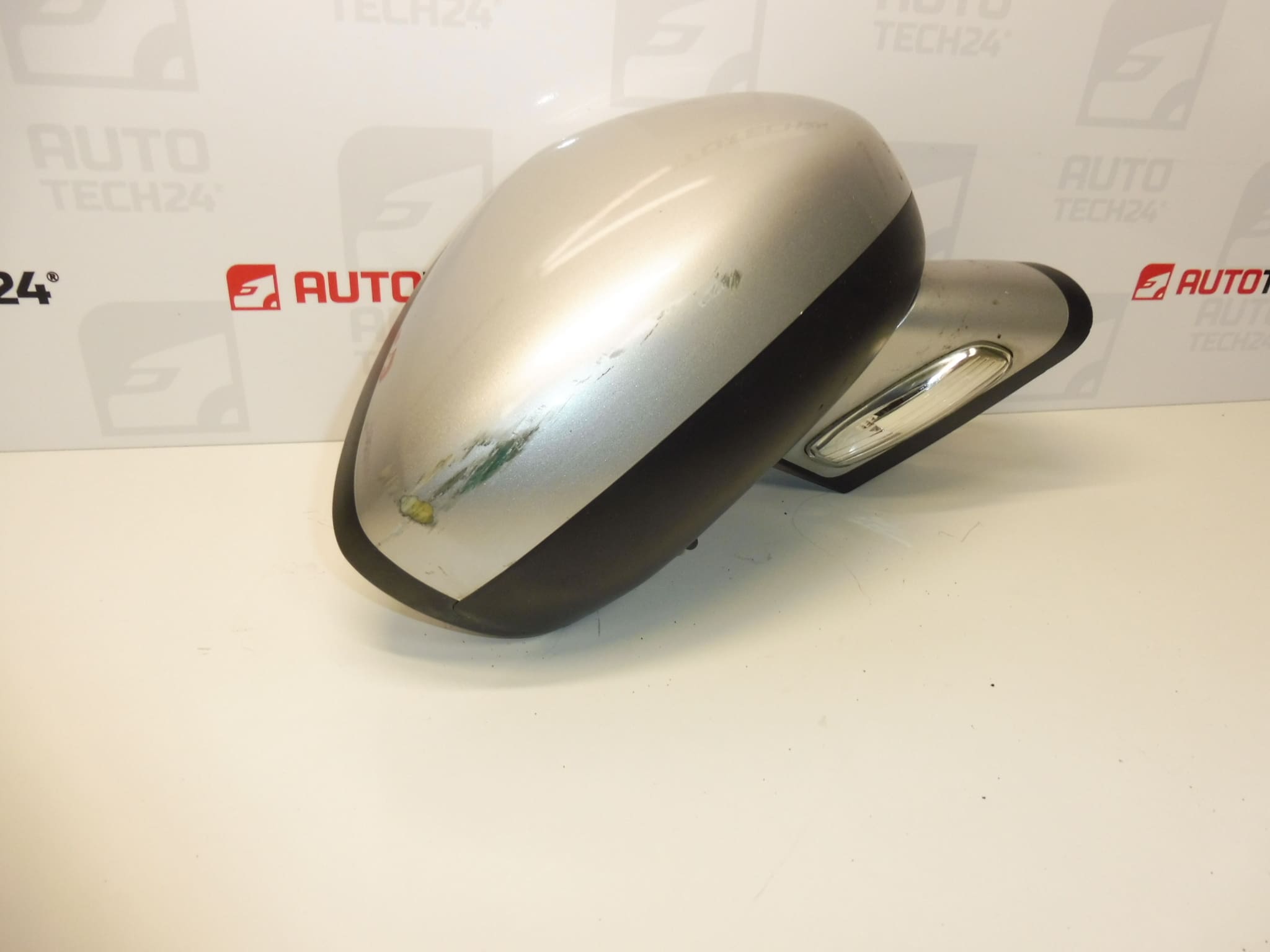 Lusterko pasażera tylne Citroen C4 II B7 EZRC 1607024580