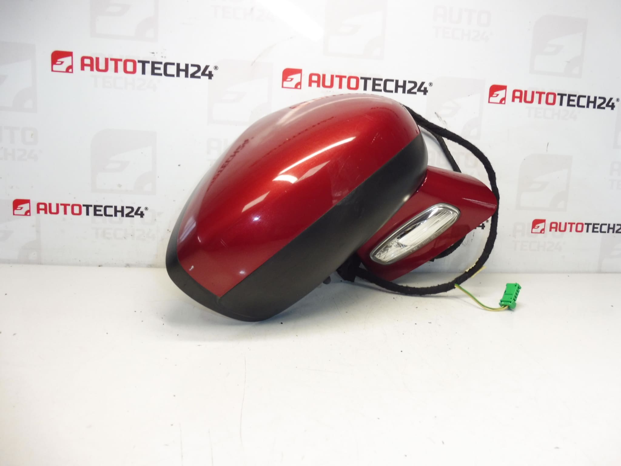Lusterko prawe Citroën C4 KKQD 9687130977 8154EH