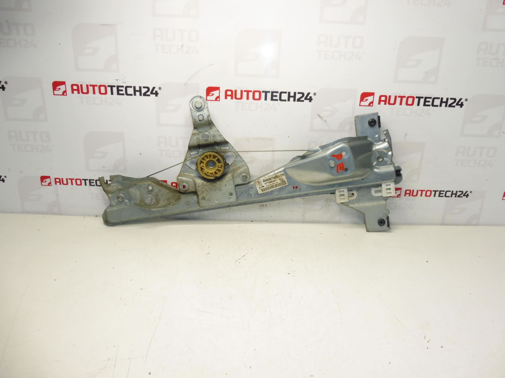 Mechanizm ściągania szyby tylnej prawej Peugeot 308 9680973680 9224E9
