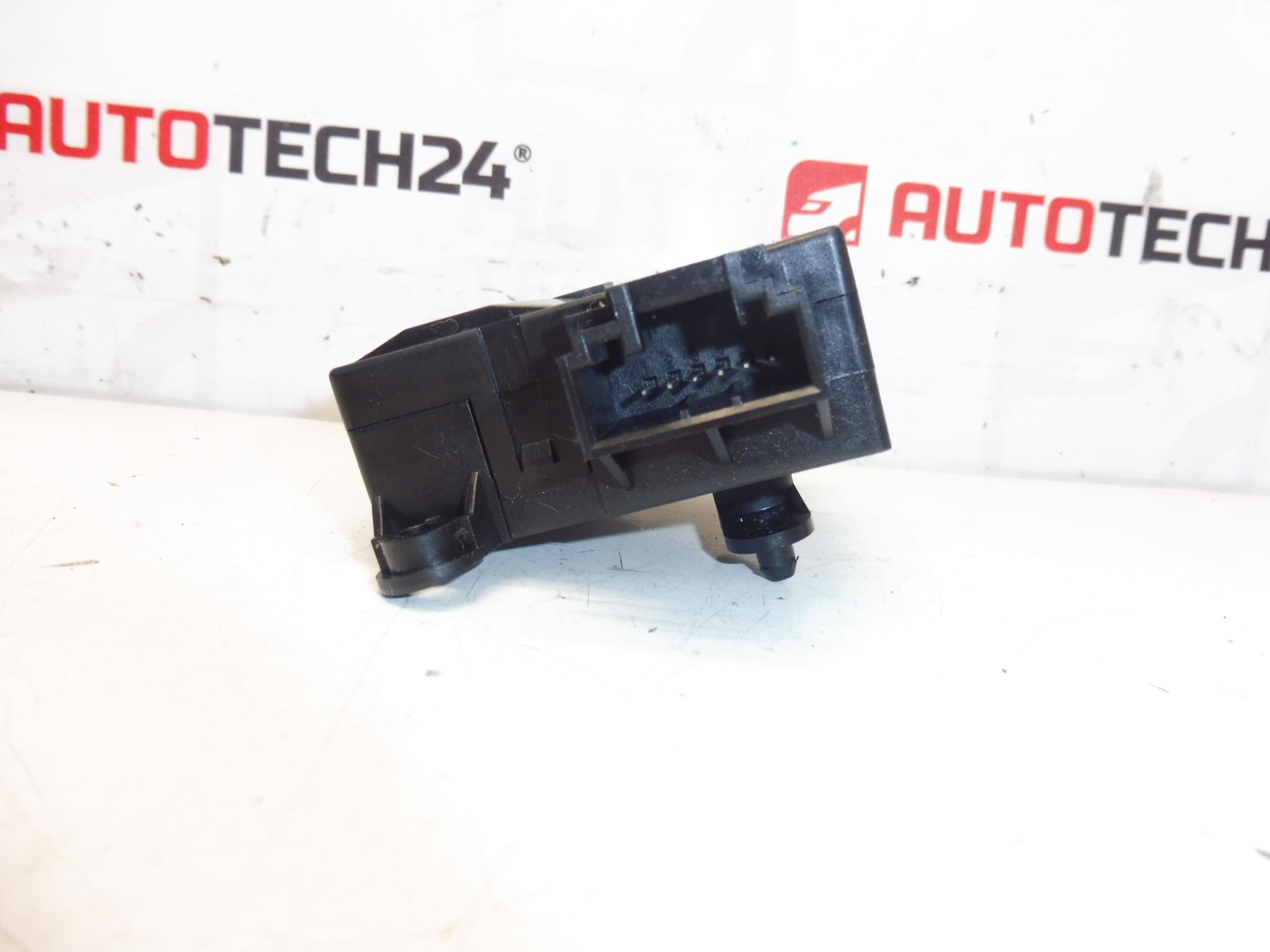 Nagrzewnica serwosilnika Valeo Citroën Peugeot 030998Z - obrazek 2
