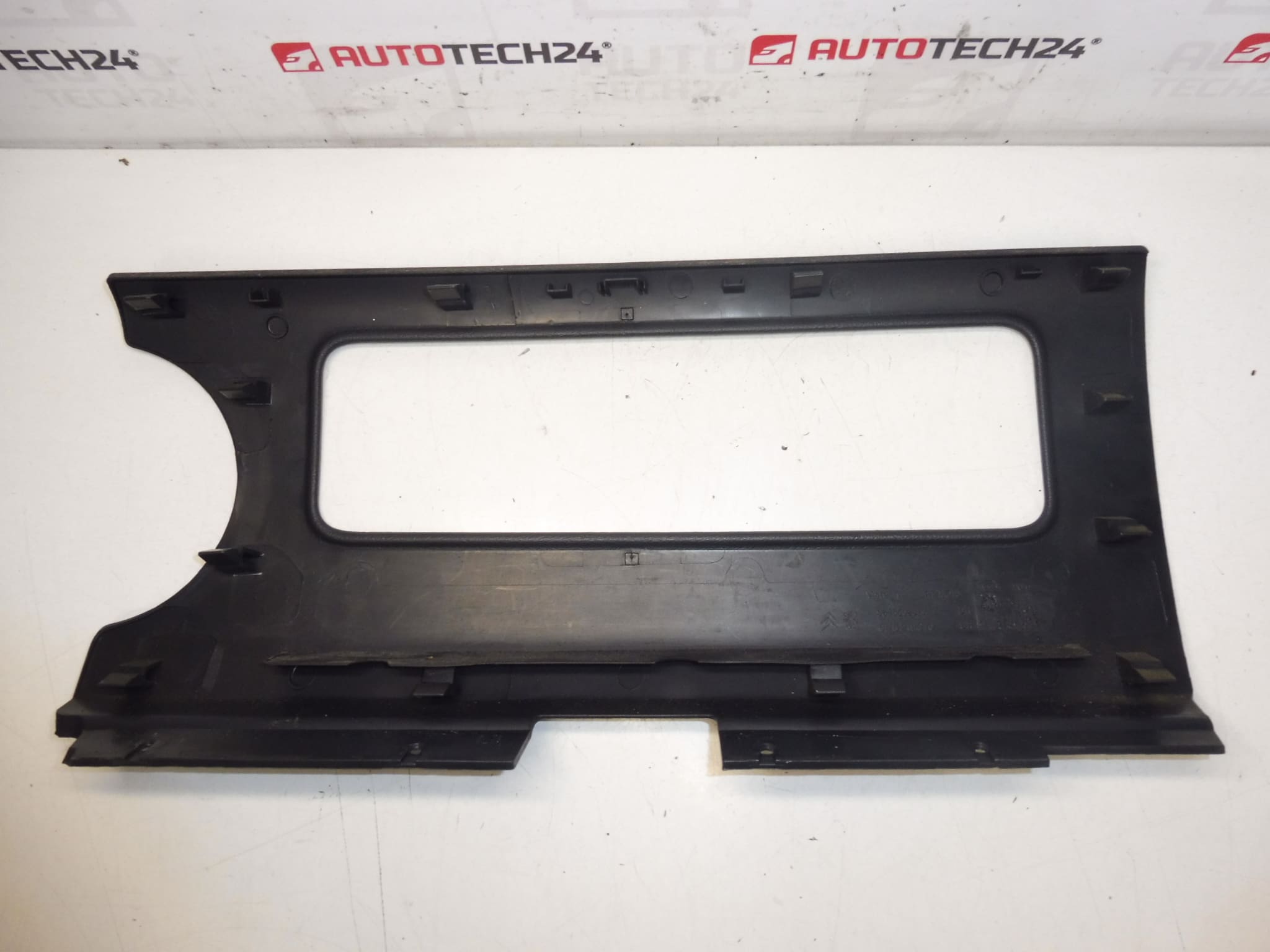 Panel deski rozdzielczej Citroën Berlingo II Peugeot Partner II 9645502377 822640 - obrazek 2
