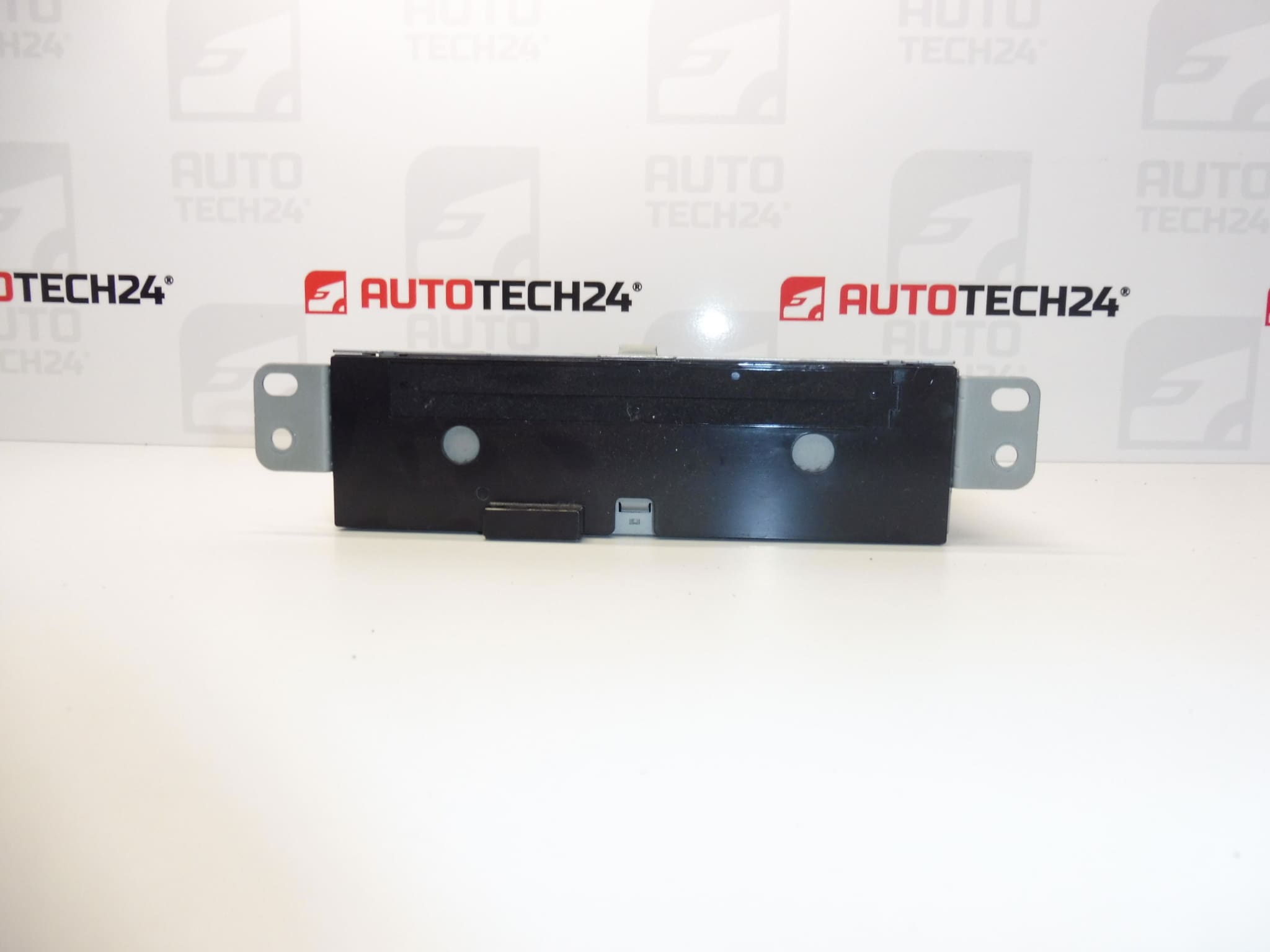 Radio samochodowe z CD Citroën C4 II 9676838180 6574SQ