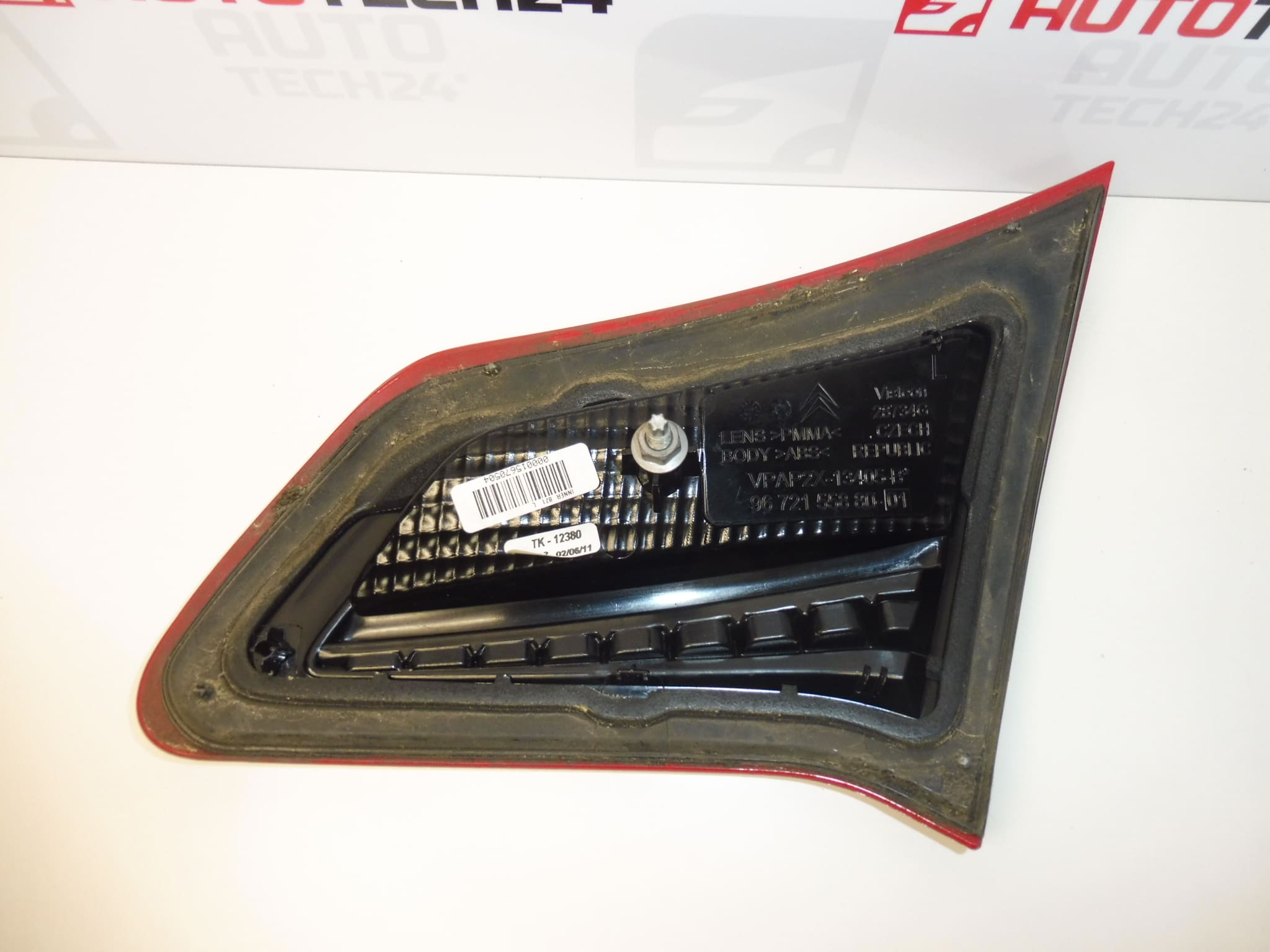 Ramka dekoracyjna lampy tylnej lewej Citroën C4 II 9672155880 7453E4 - obrazek 2