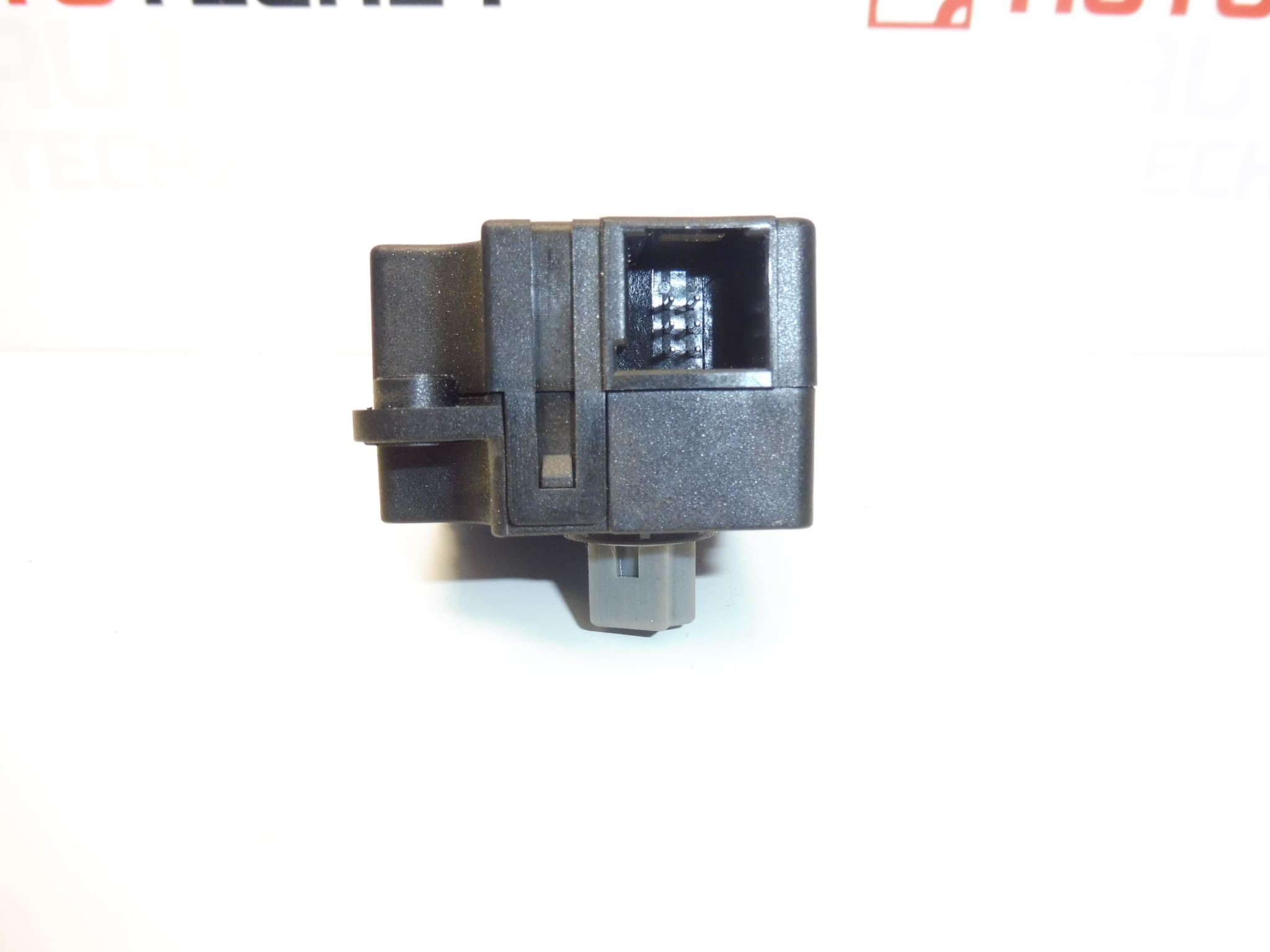 Serwo Valeo Citroën Peugeot T1006419G 2303111B - obrazek 2