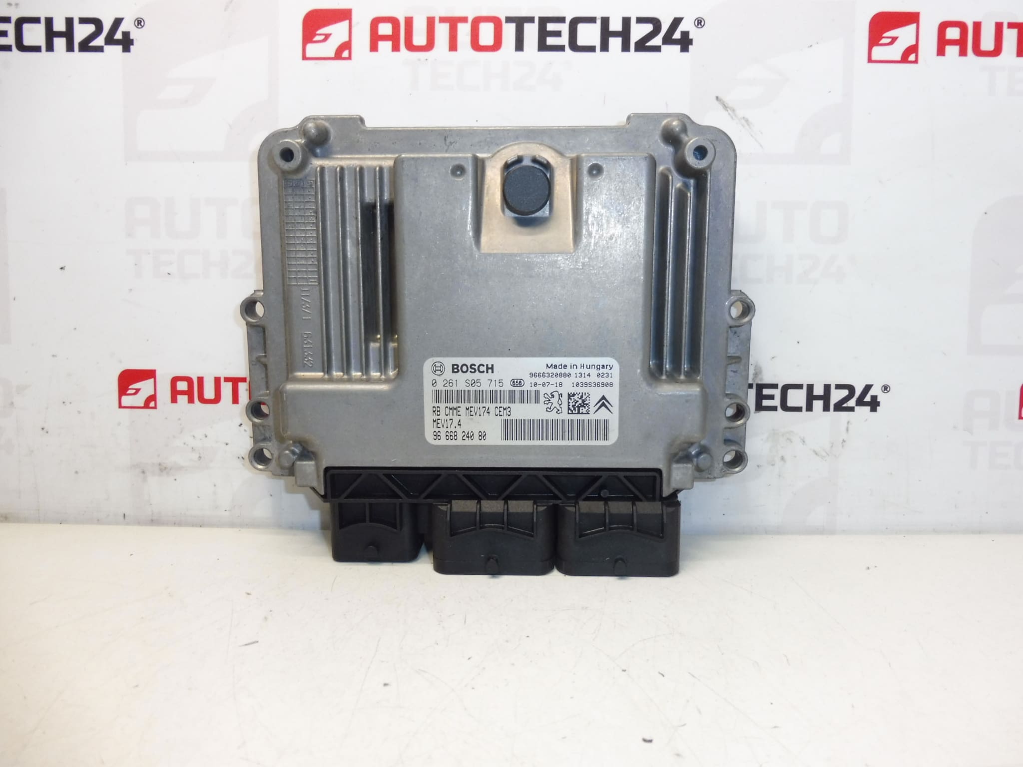 Sterownik Bosch MEV17.4 0261S05715 9666824080