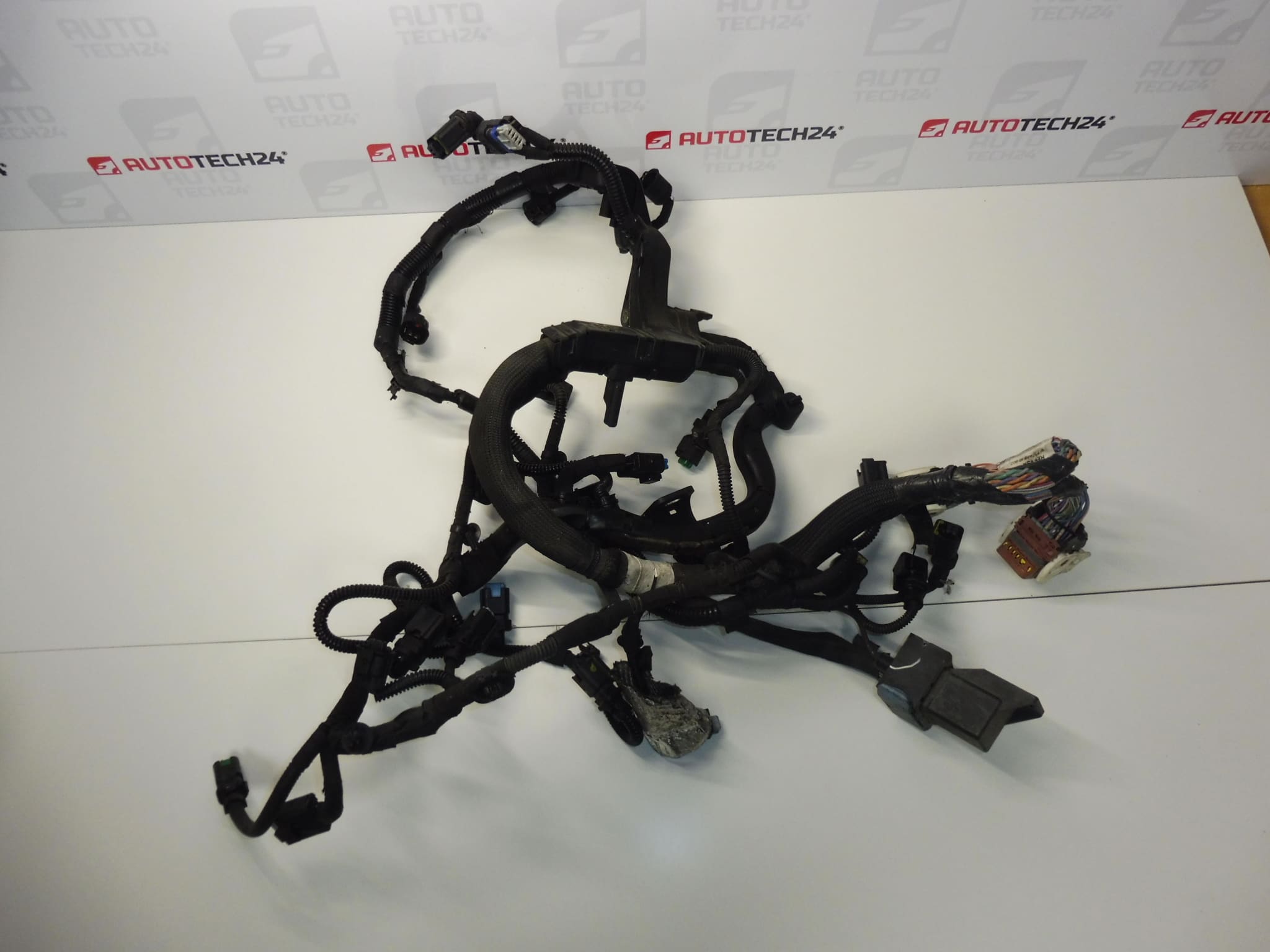 Wiązka Citroën Peugeot 1.6 HDI 9673749980 9678305680 6585J5