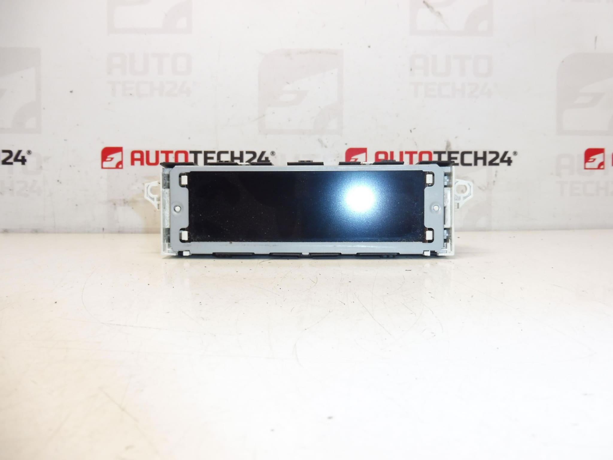 Wyświetlacz radia komputerowego Citroën Peugeot 966631380 9821851780 6593P2
