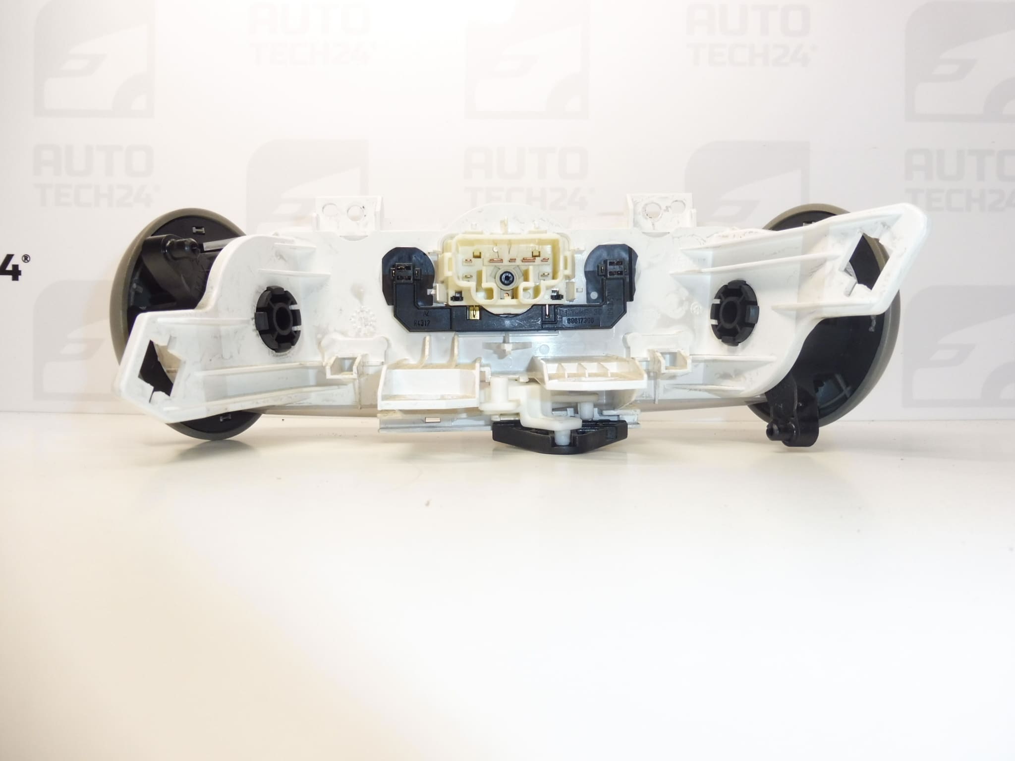 Regulator klimatyzacji Citroën Peugeot 55900-0H040 55900-0H020