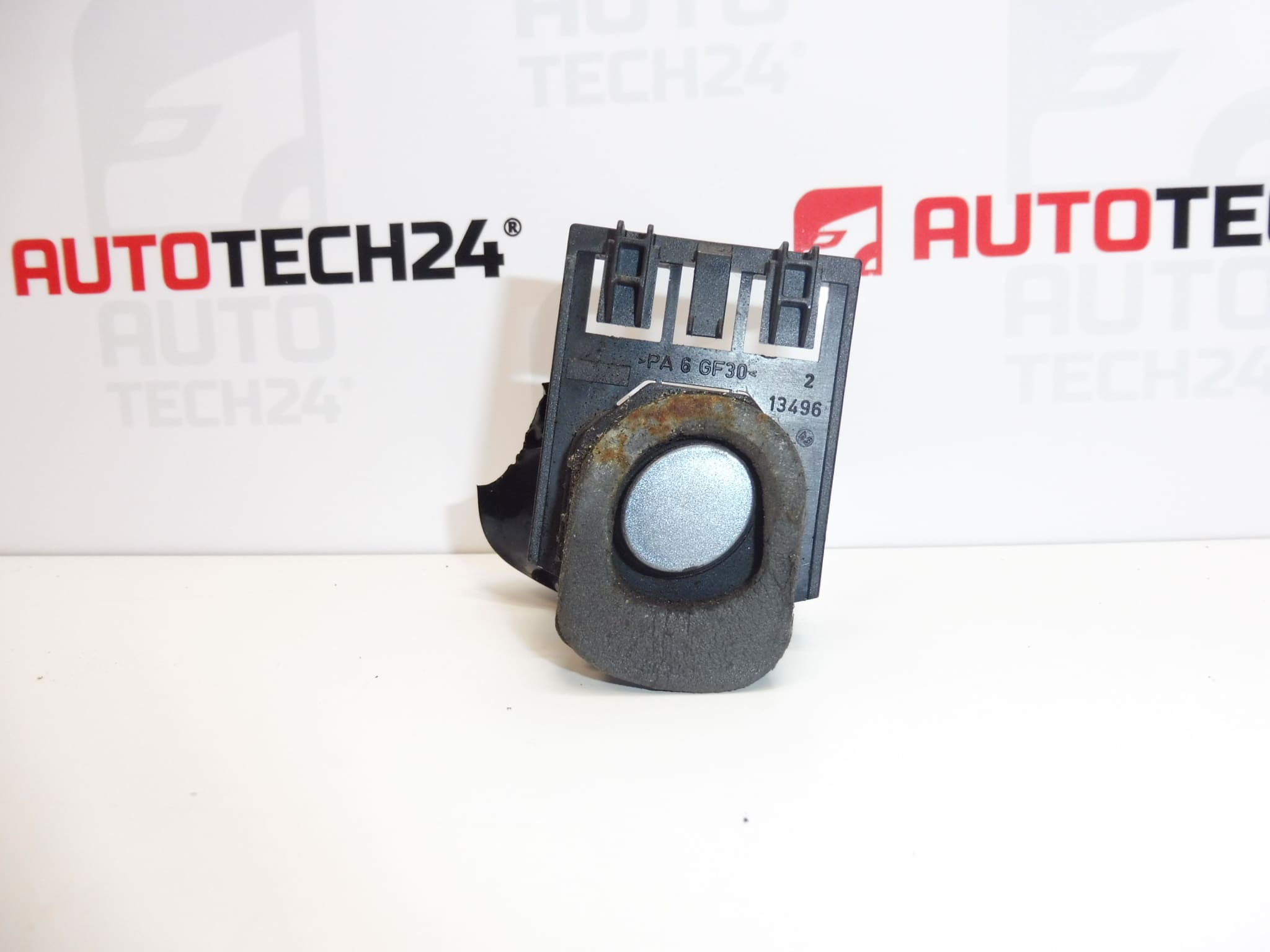 Przycisk klapy bagażnika EZWD Peugeot 307 CC 9632343580 872559