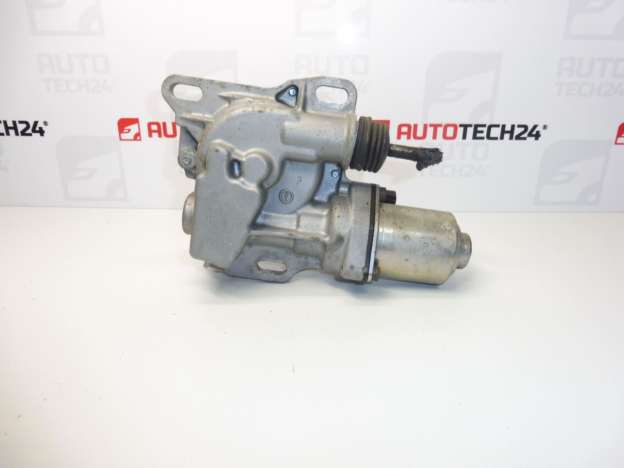 Siłownik sprzęgła Citroën Peugeot 218245 1612909880